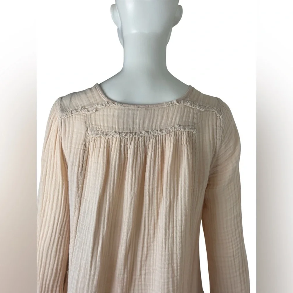 Free People Cream Button-Down Blouse Size Large. E19